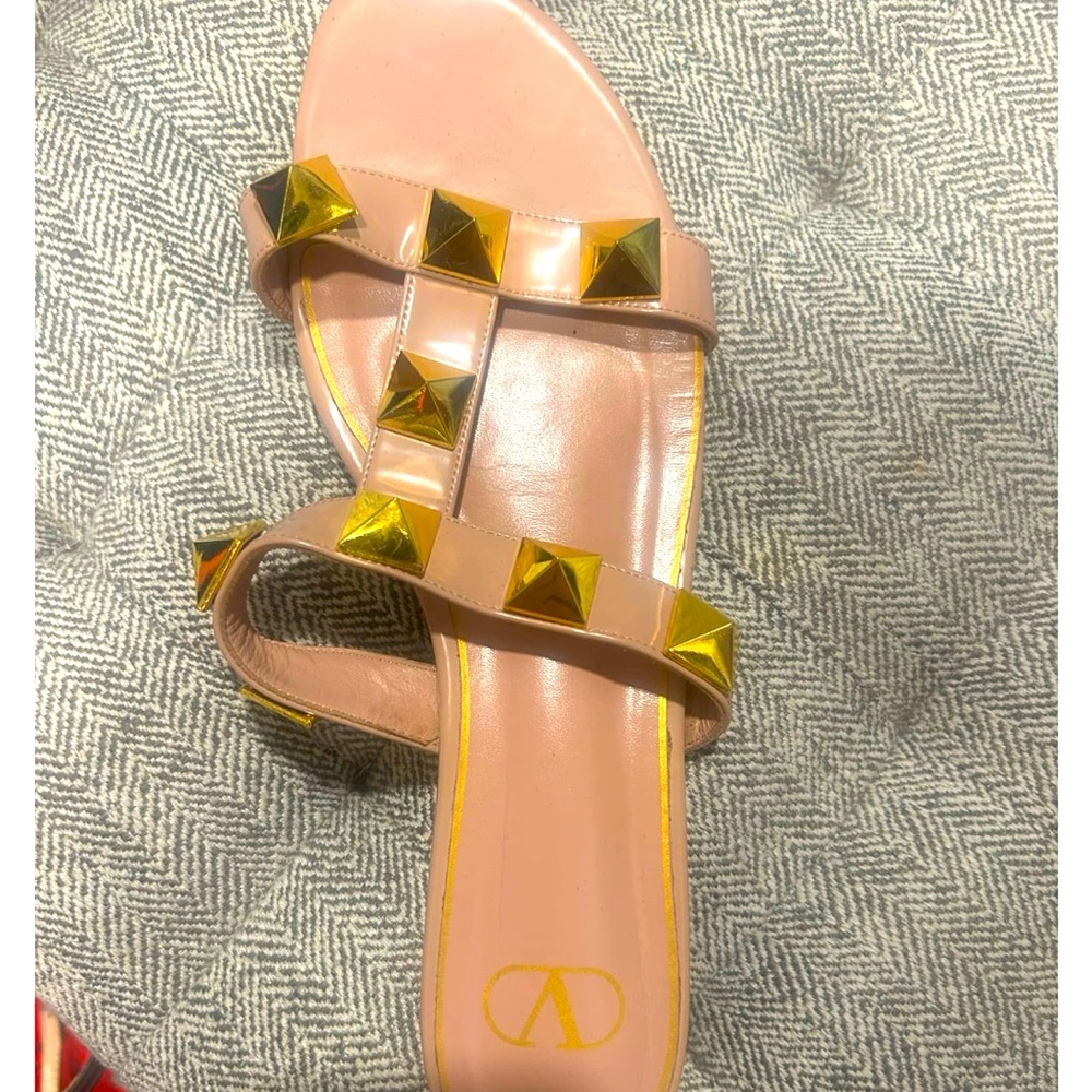 Nude Valentino sandals